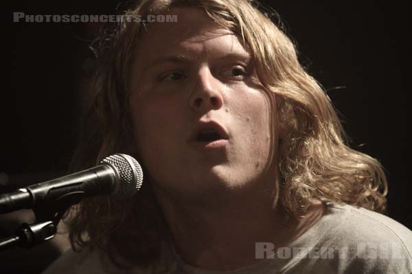 TY SEGALL - 2013-12-03 - PARIS - La Maroquinerie - Ty Garrett Segall